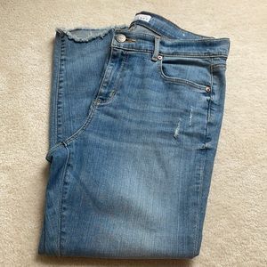 Ankle cut light wash jeans (modern skinny)